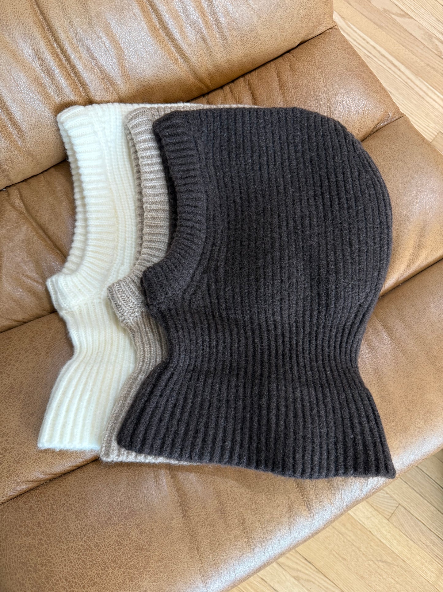 FUZZY ALPACA BALACLAVA - neutral