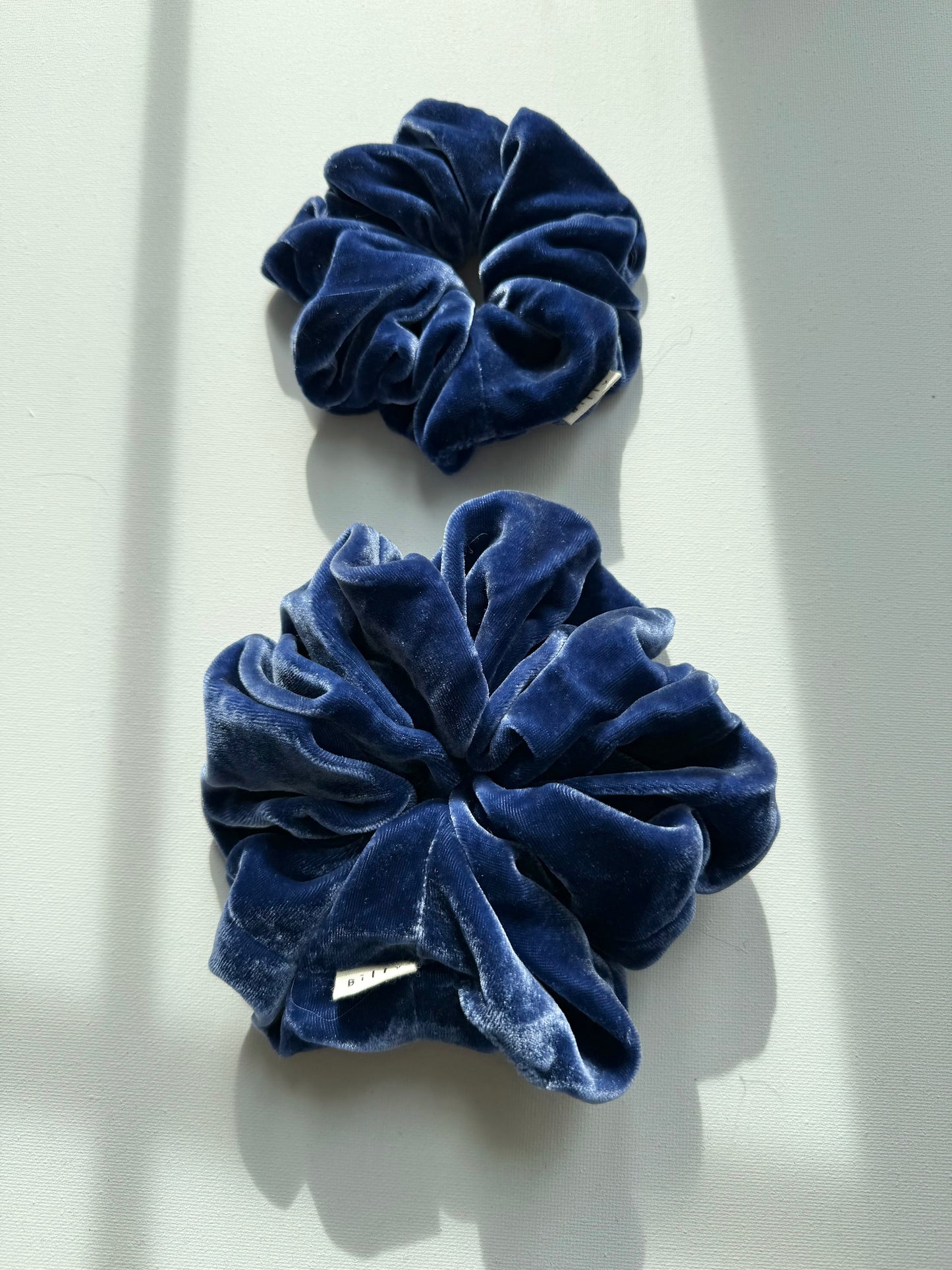 VELVET SCRUNCHIES - heritage