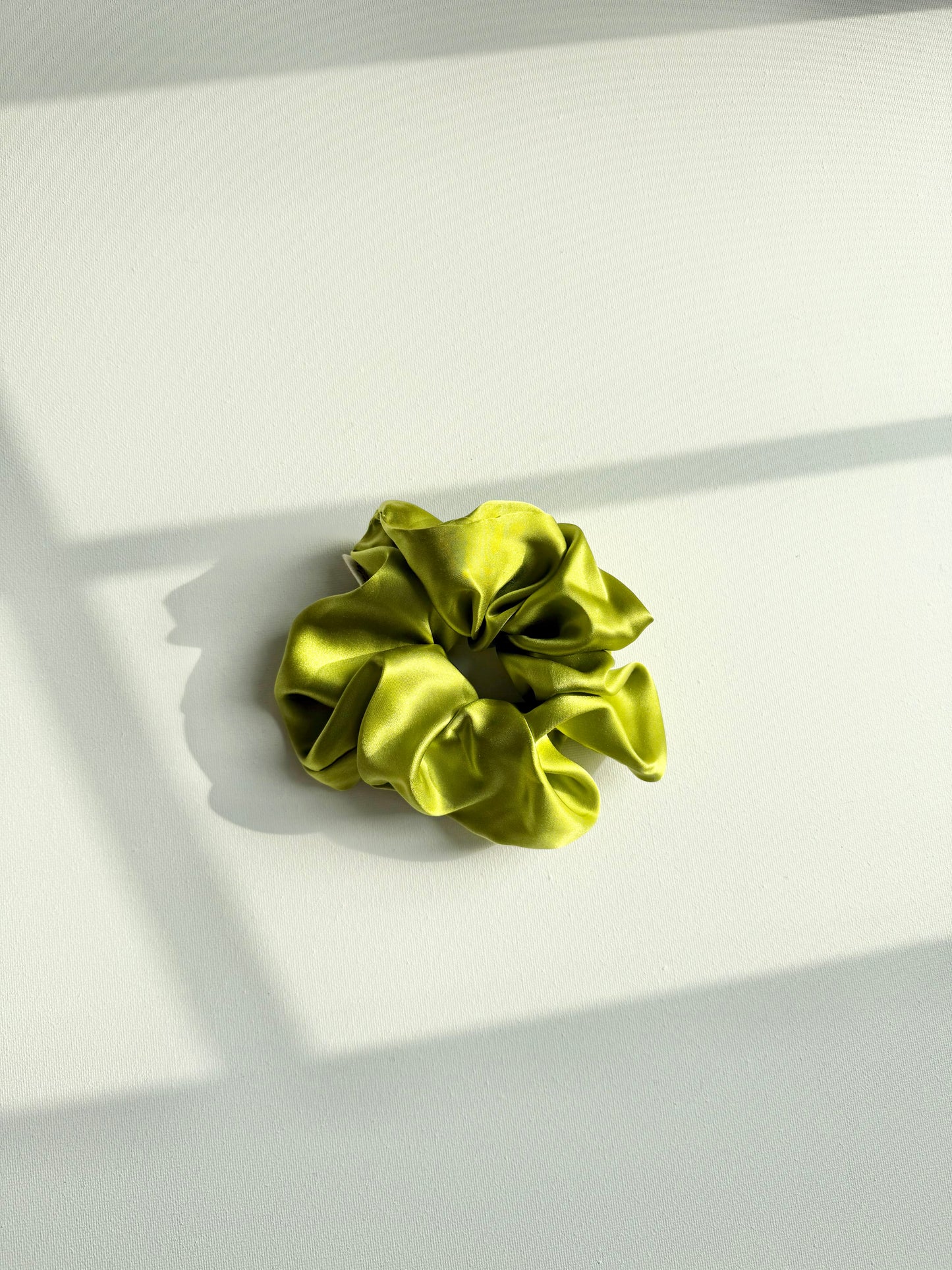 PURE SILK SCRUNCHIES