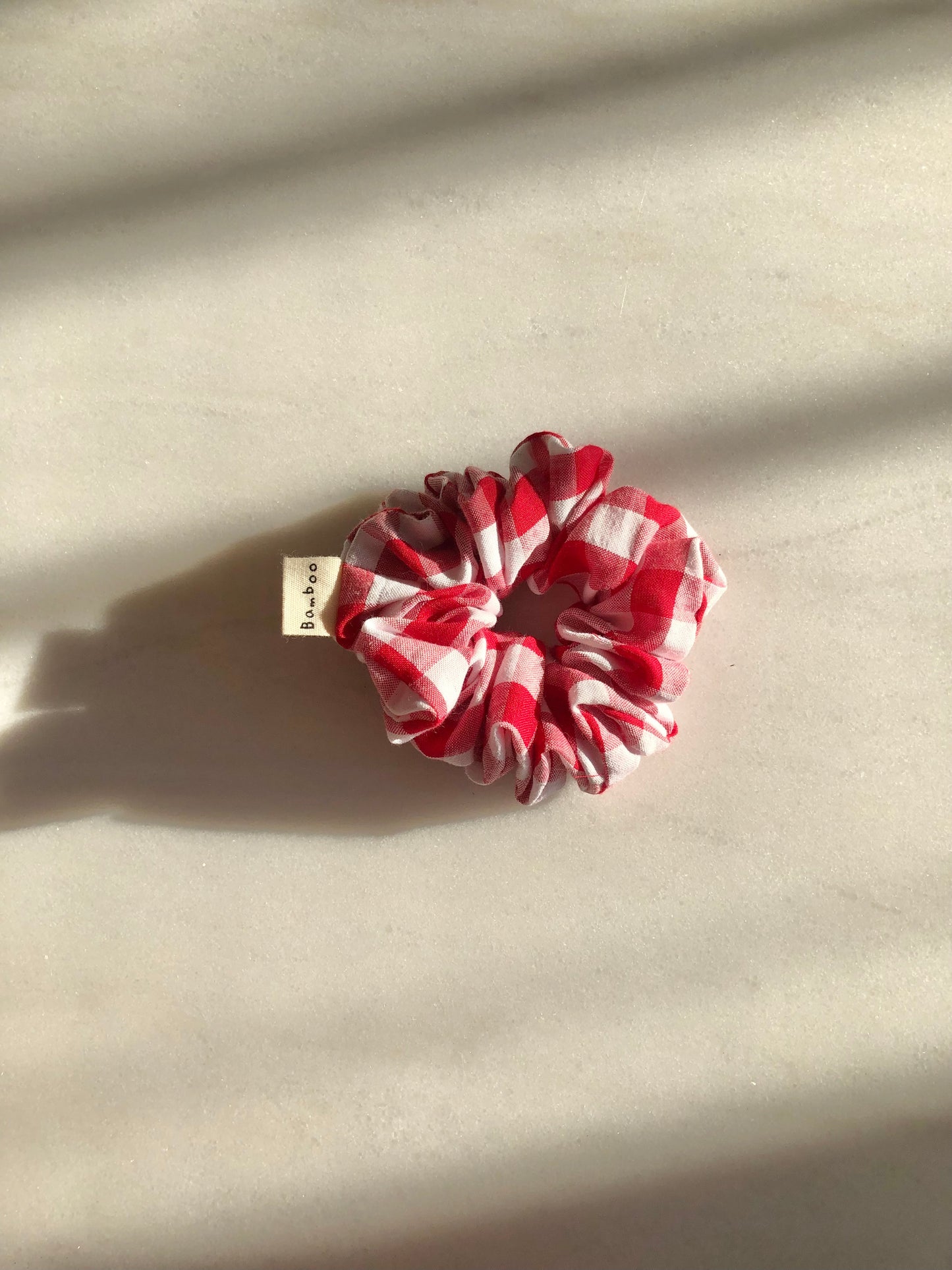 GINGHAM SEERSUCKER SCRUNCHIES  - crystal bright