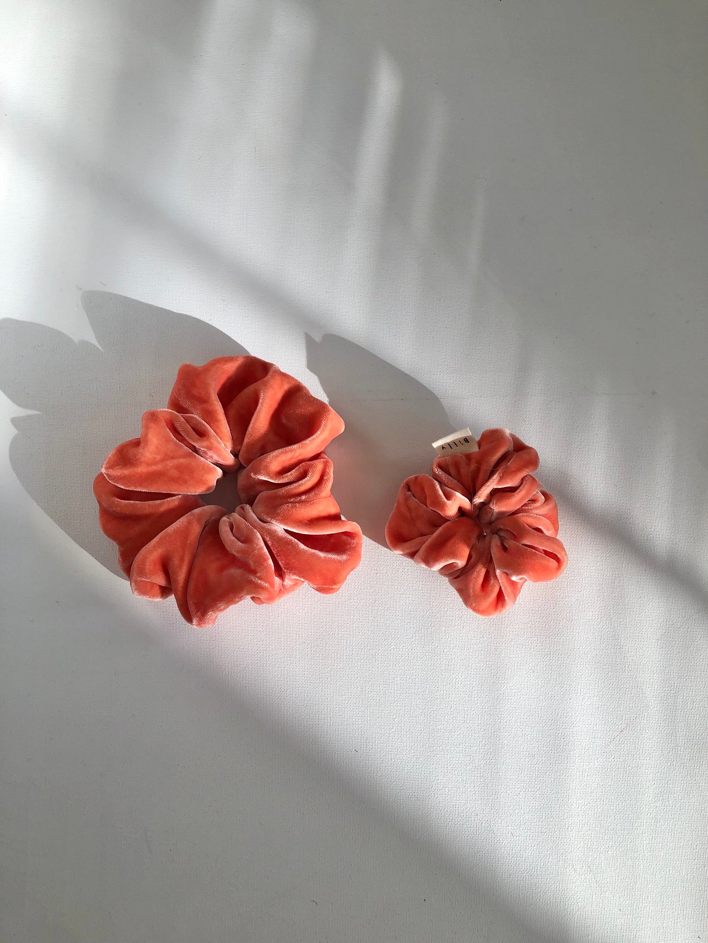 VELVET SCRUNCHIES - garden mixed