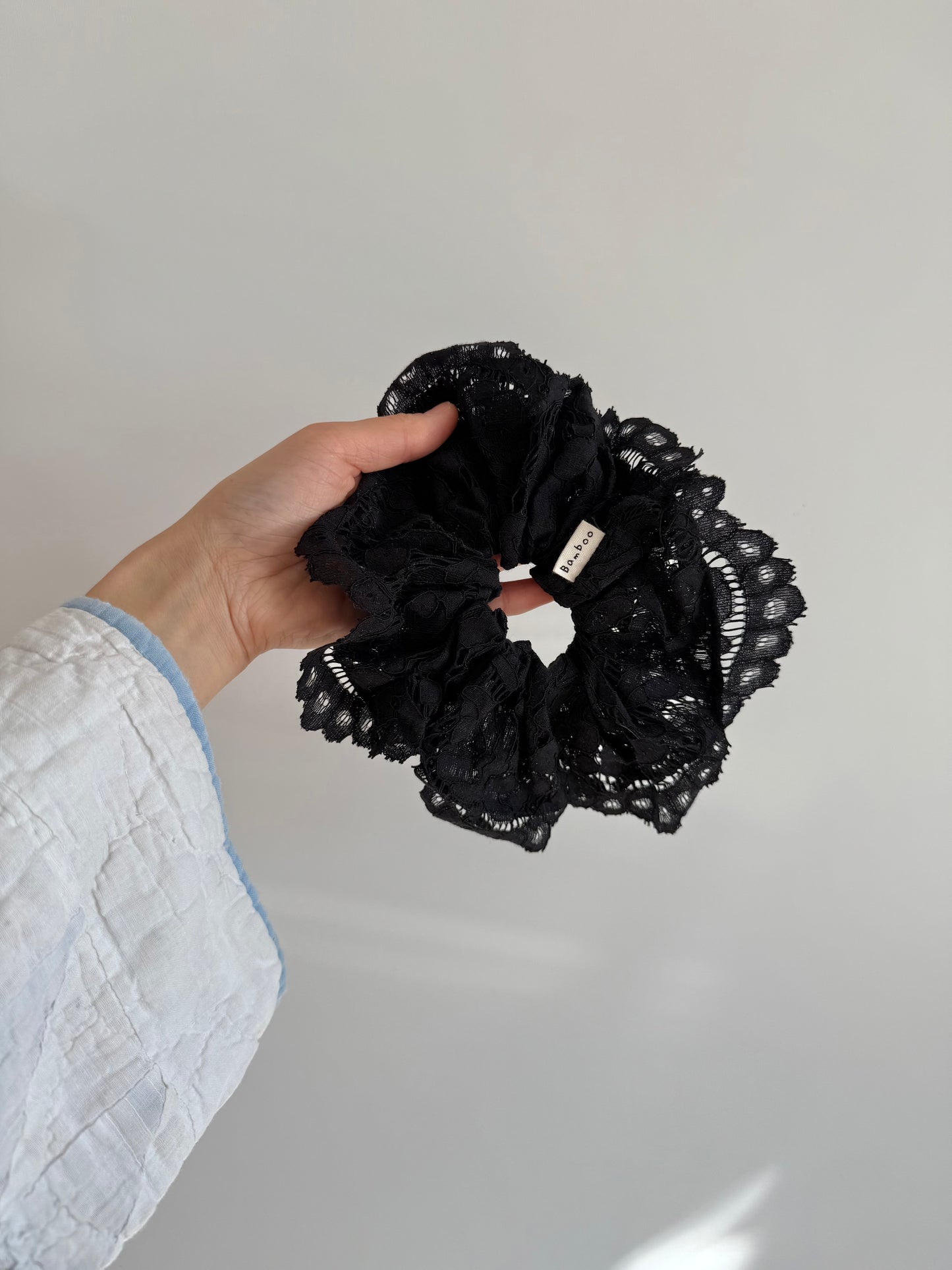 LACE SCRUNCHIES - neutral