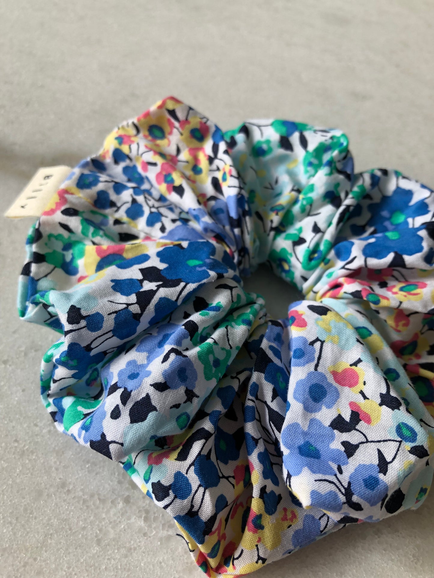 VALENCIA SCRUNCHIES