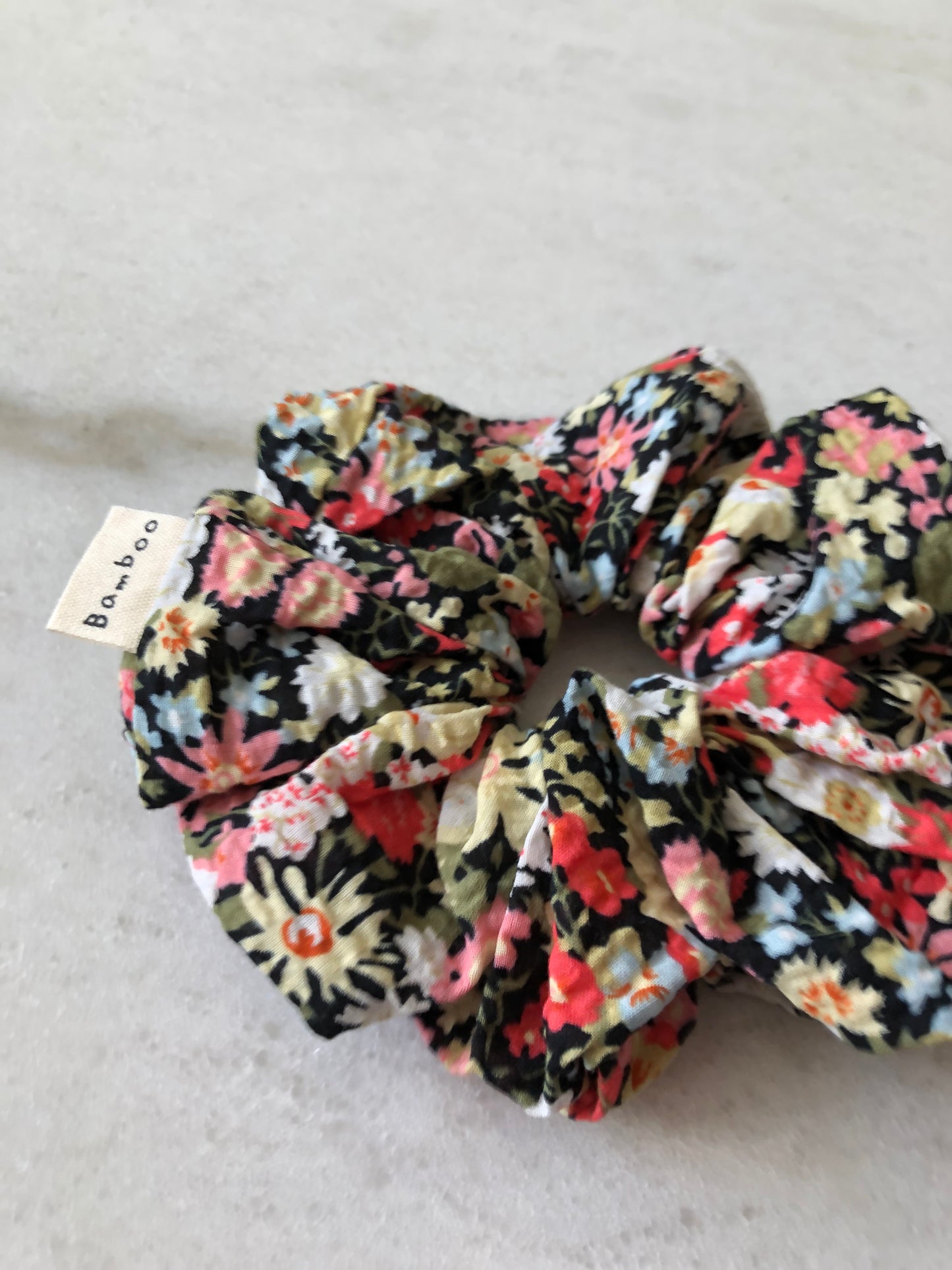 VALENCIA SCRUNCHIES