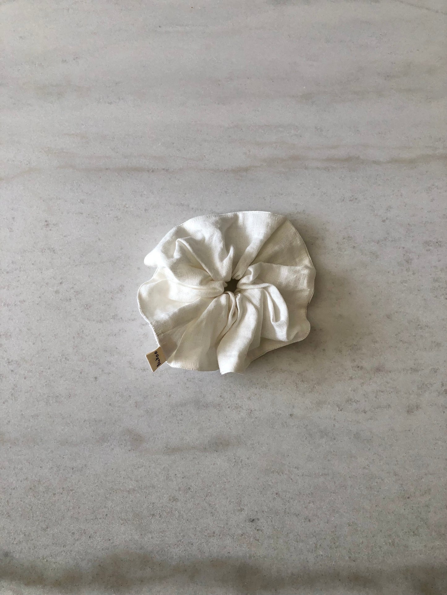 PURE LINEN SCRUNCHIES - neutral
