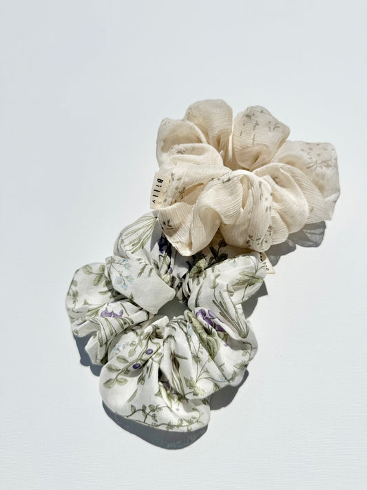 ORGANZA FLORAL SCRUNCHIE