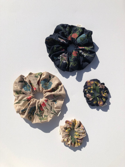 EMBROIDERED HERB SCRUNCHIES