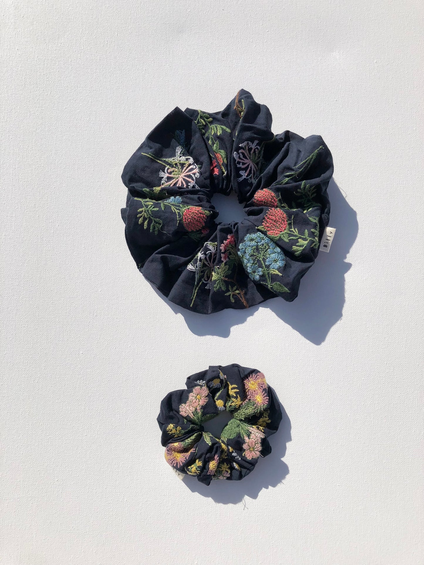 EMBROIDERED HERB SCRUNCHIES