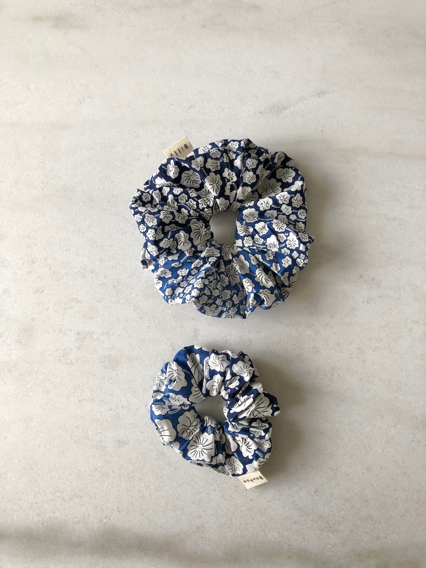 VALENCIA SCRUNCHIES