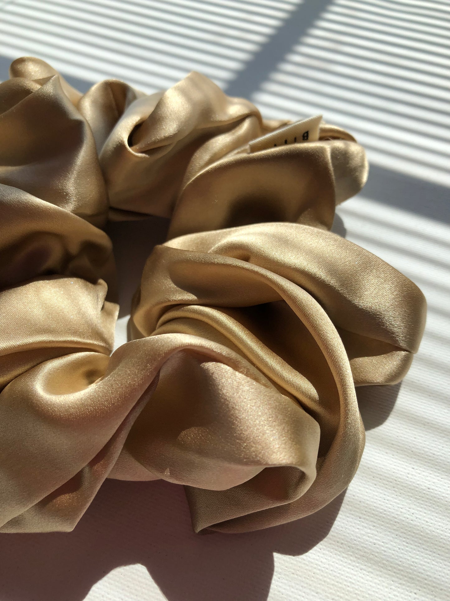 PURE SILK OVERSIZED SCRUNCHIES