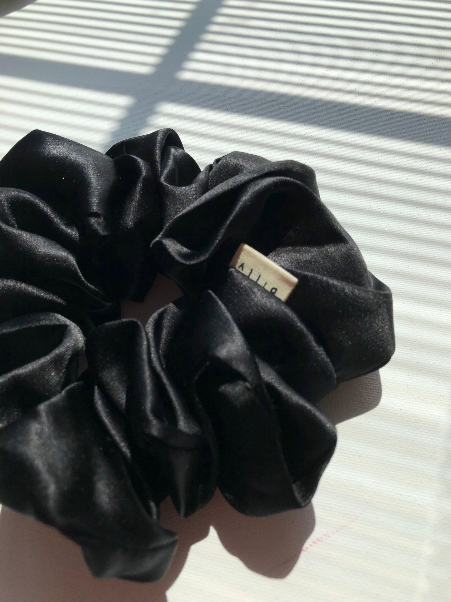 PURE SILK OVERSIZED SCRUNCHIES