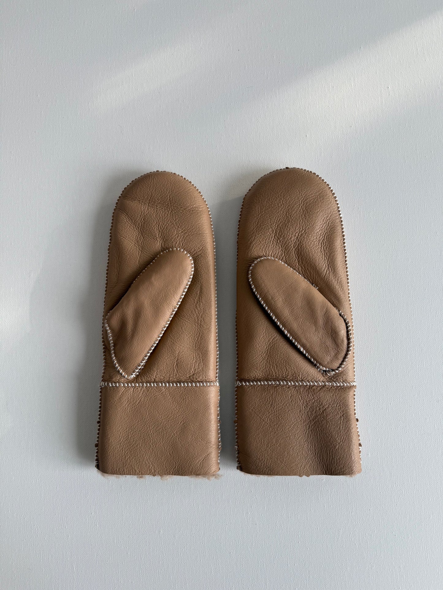 SHEARLING MITTENS