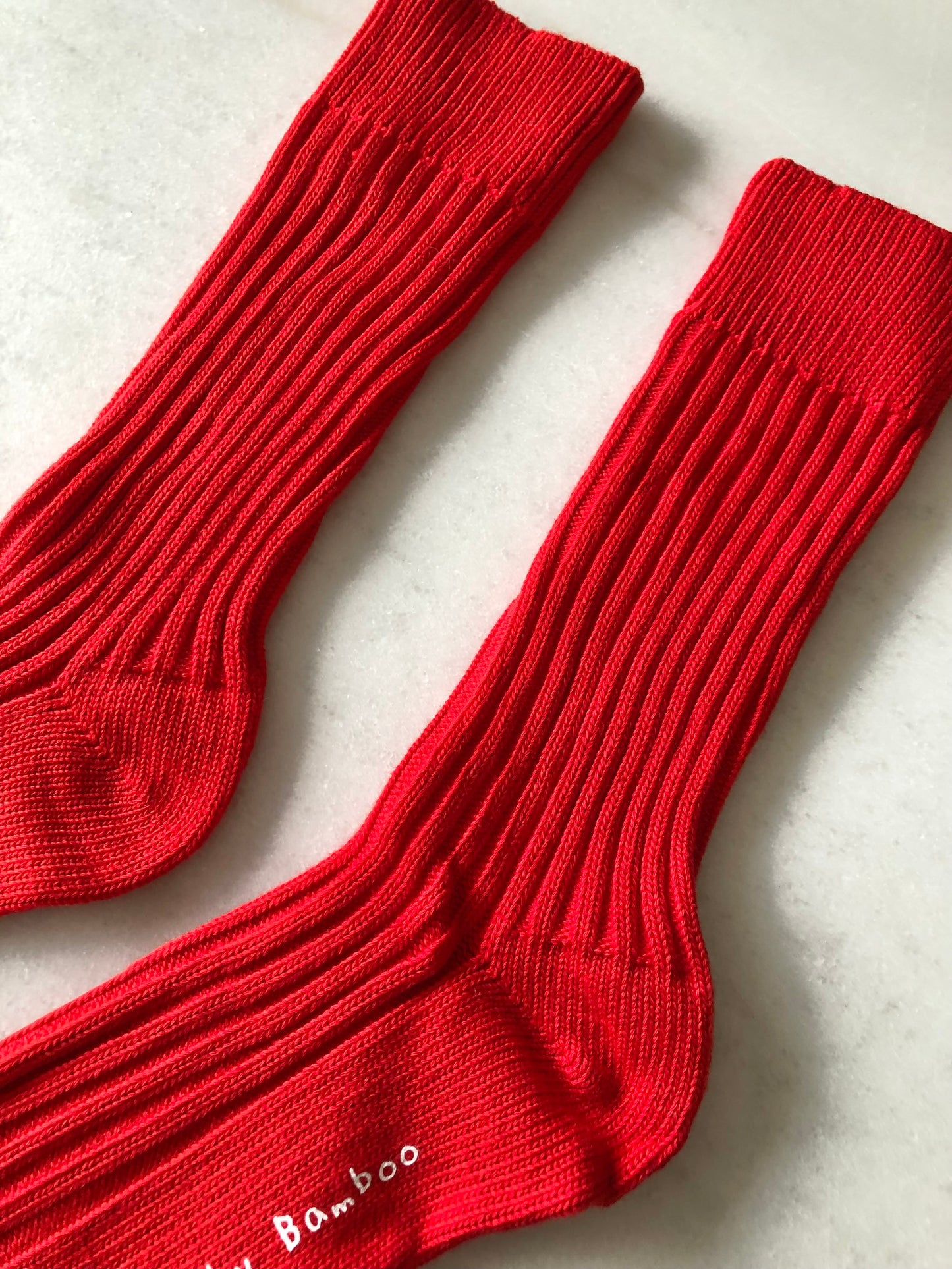 RIBBED COTTON HIGH SOCKS