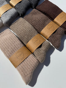 ICELAND WOOL HIGH SOCKS (Mid-October delivery)