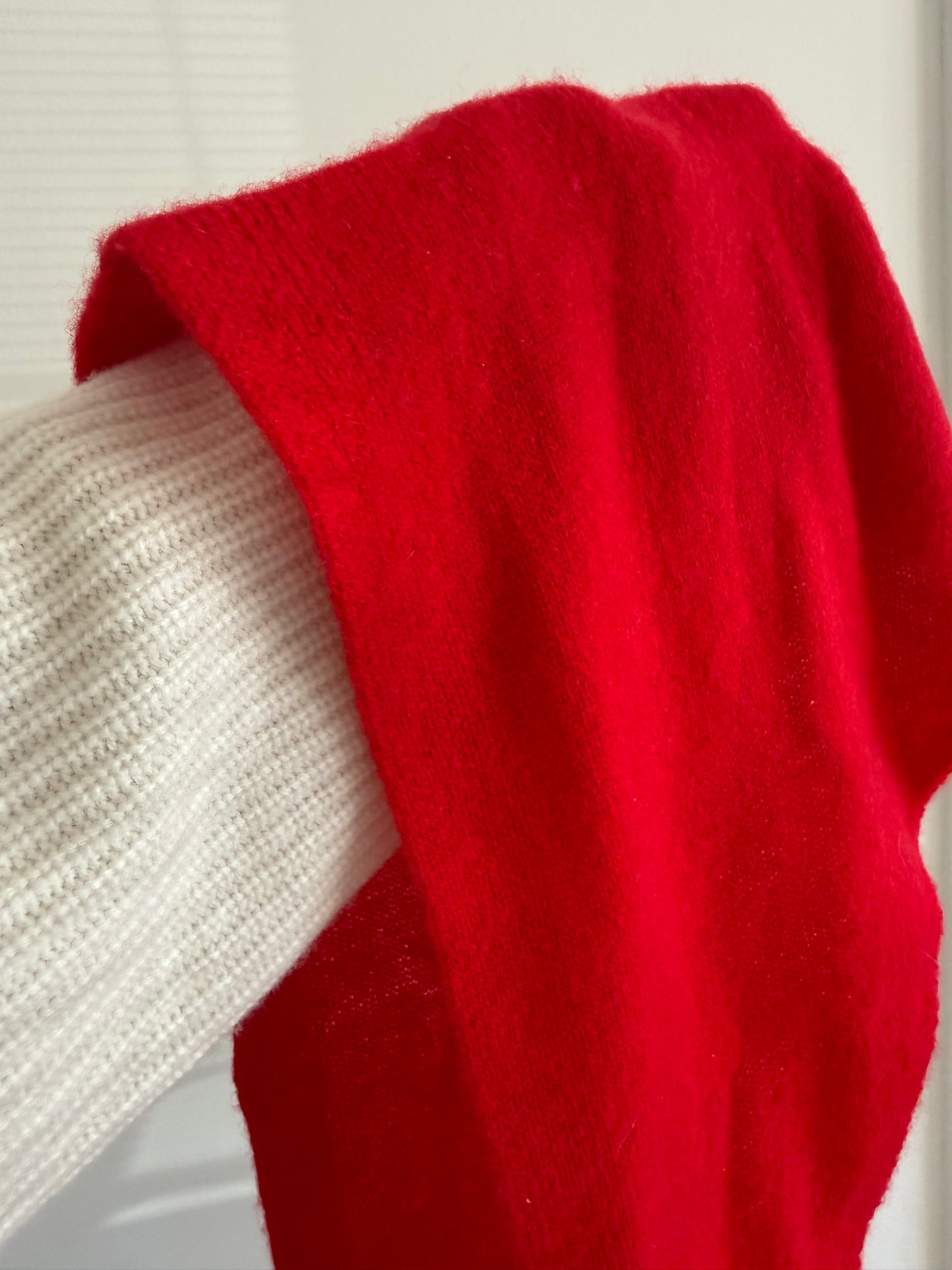 CASHMERE CRAVAT SCARF - mid of July 2026