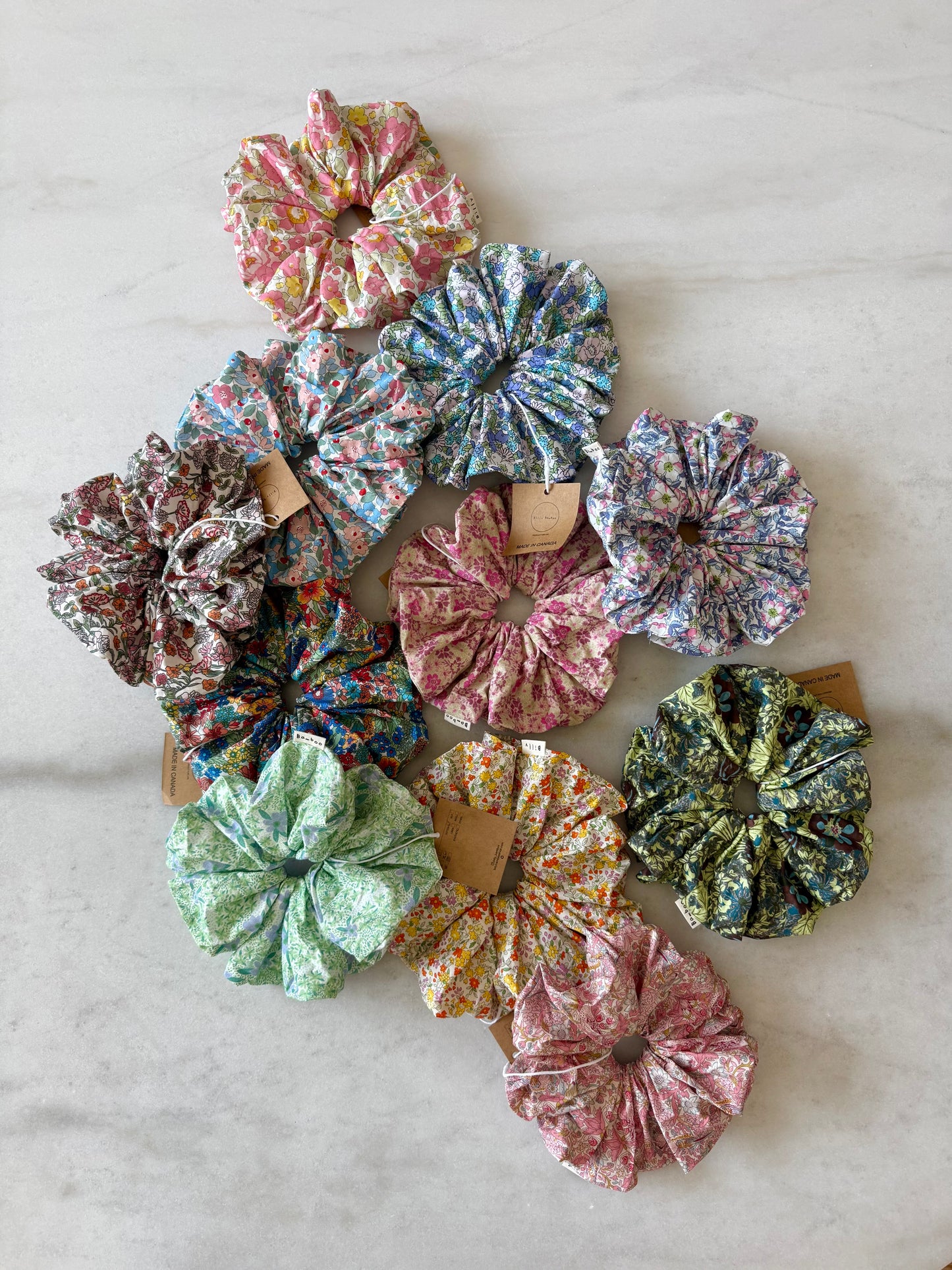 MEADOW BLOOM FLORAL SCRUNCHIE