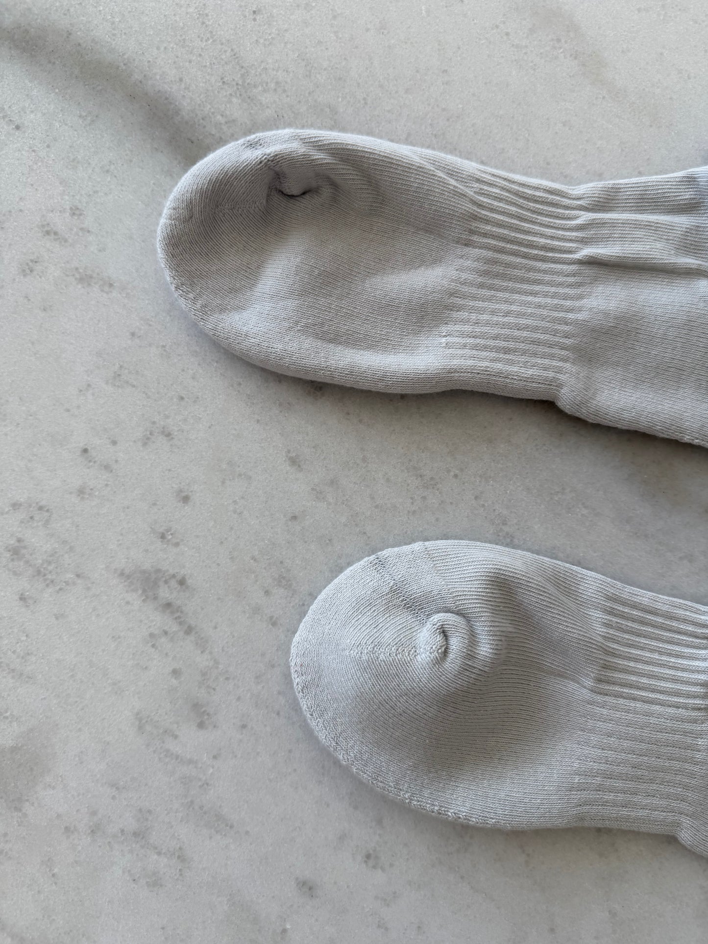 MEN’S ATHLETIC HIGH SOCKS