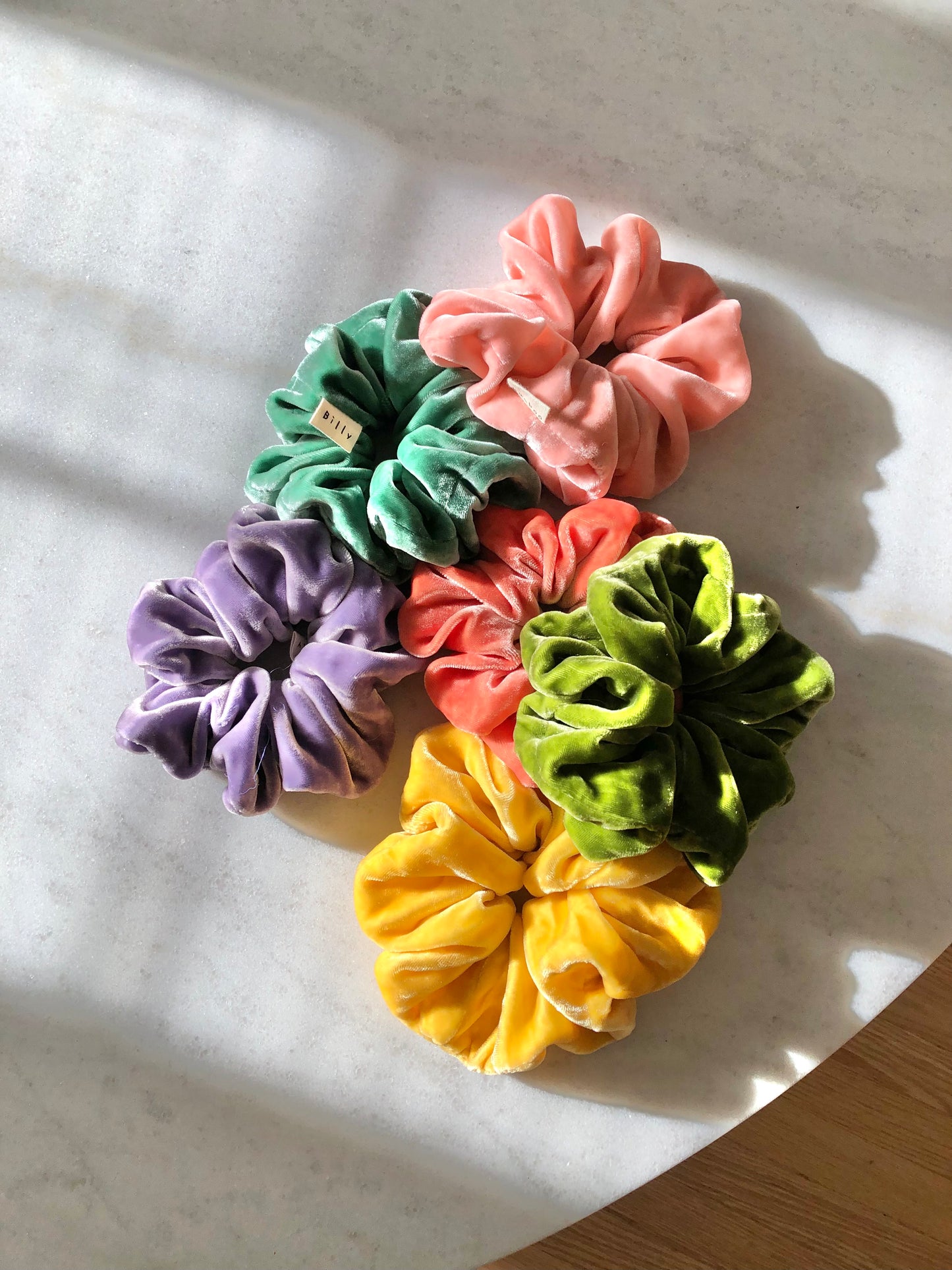 VELVET SCRUNCHIES - garden mixed
