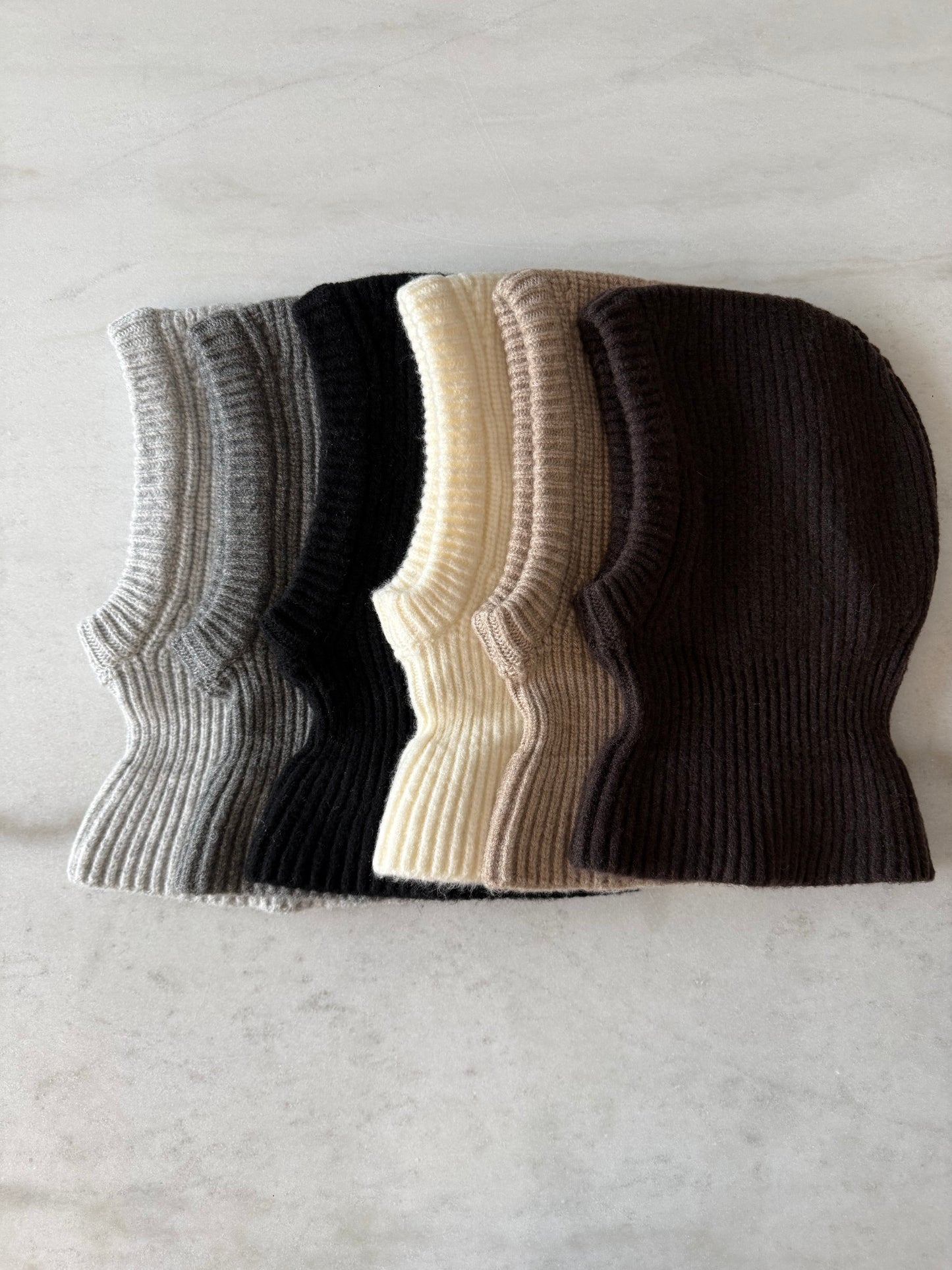 FUZZY ALPACA BALACLAVA - neutral