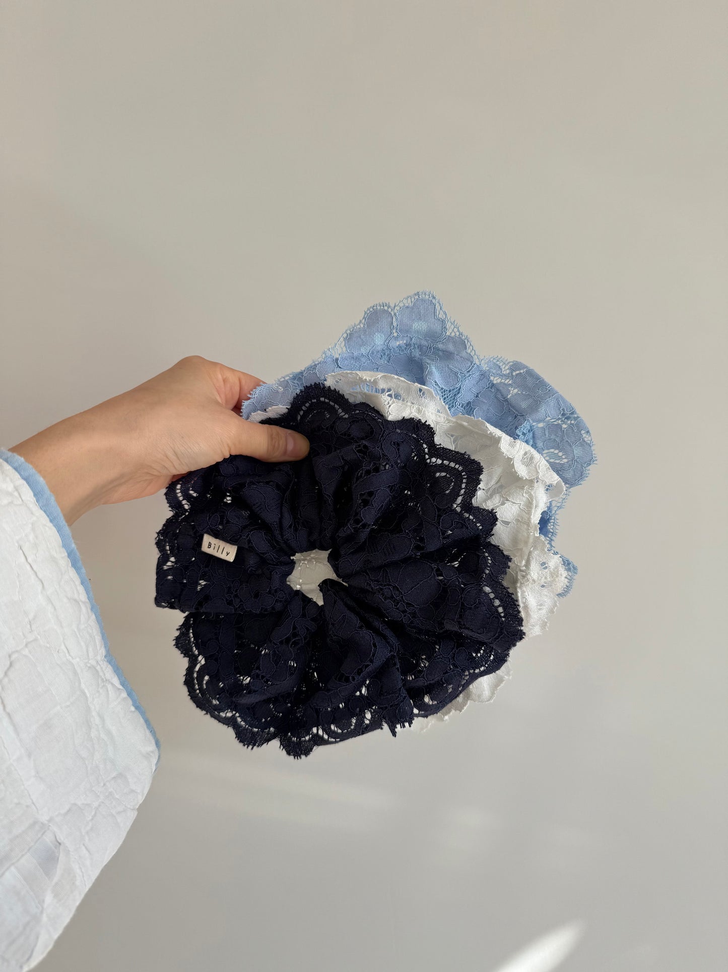 LACE SCRUNCHIES - neutral