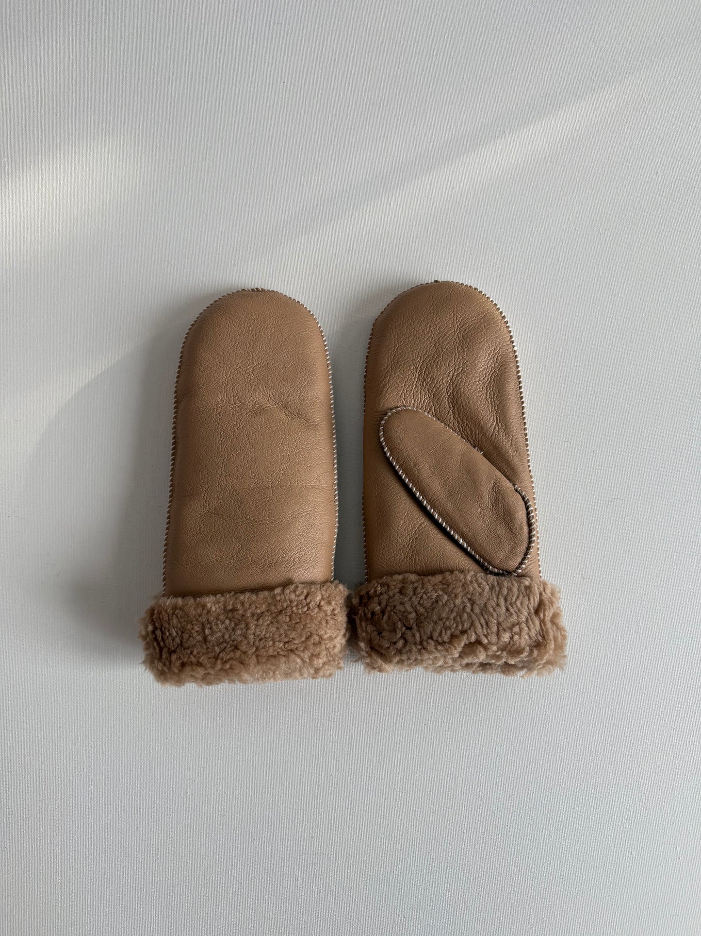 SHEARLING MITTENS