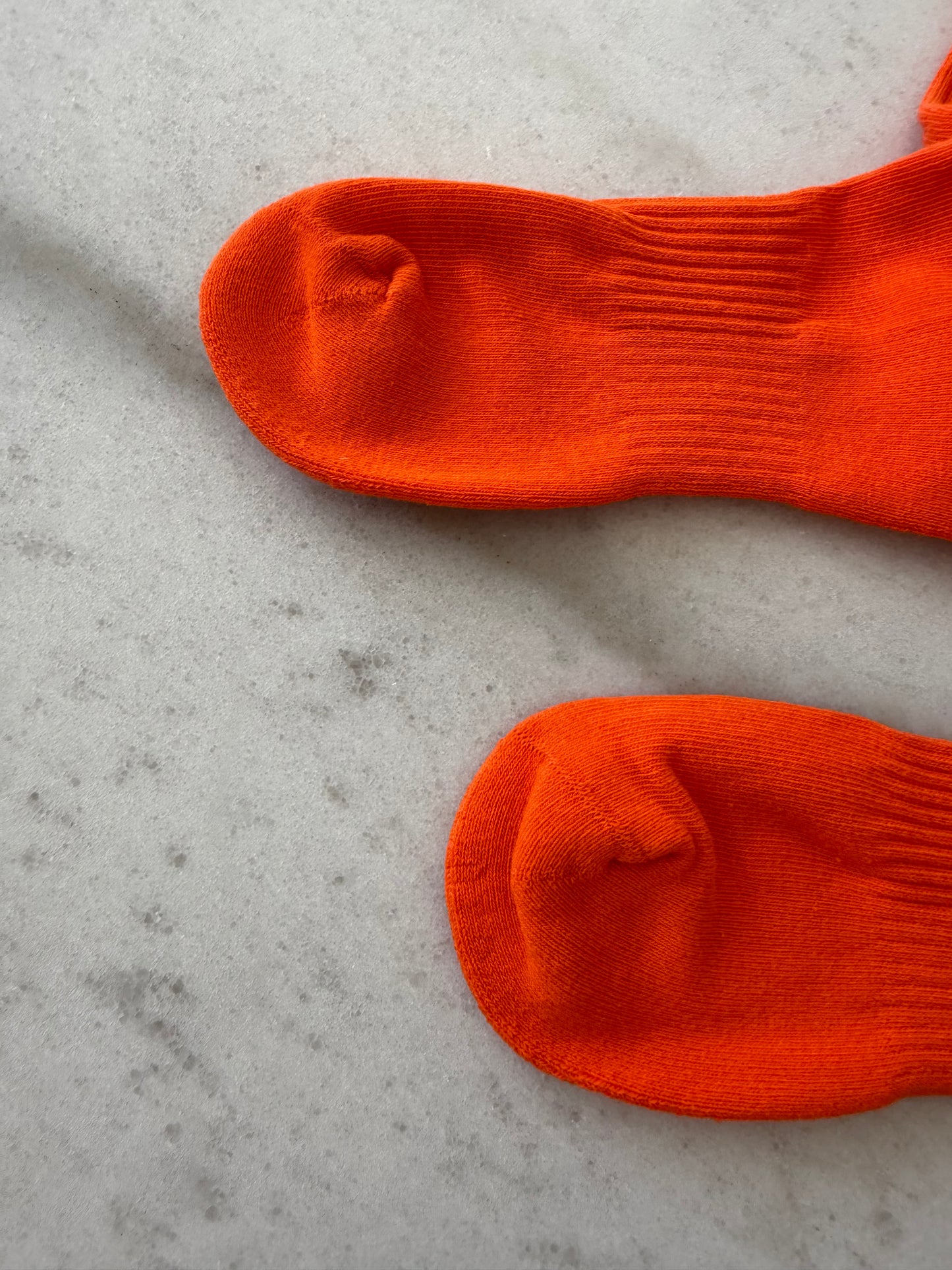 MEN’S ATHLETIC HIGH SOCKS