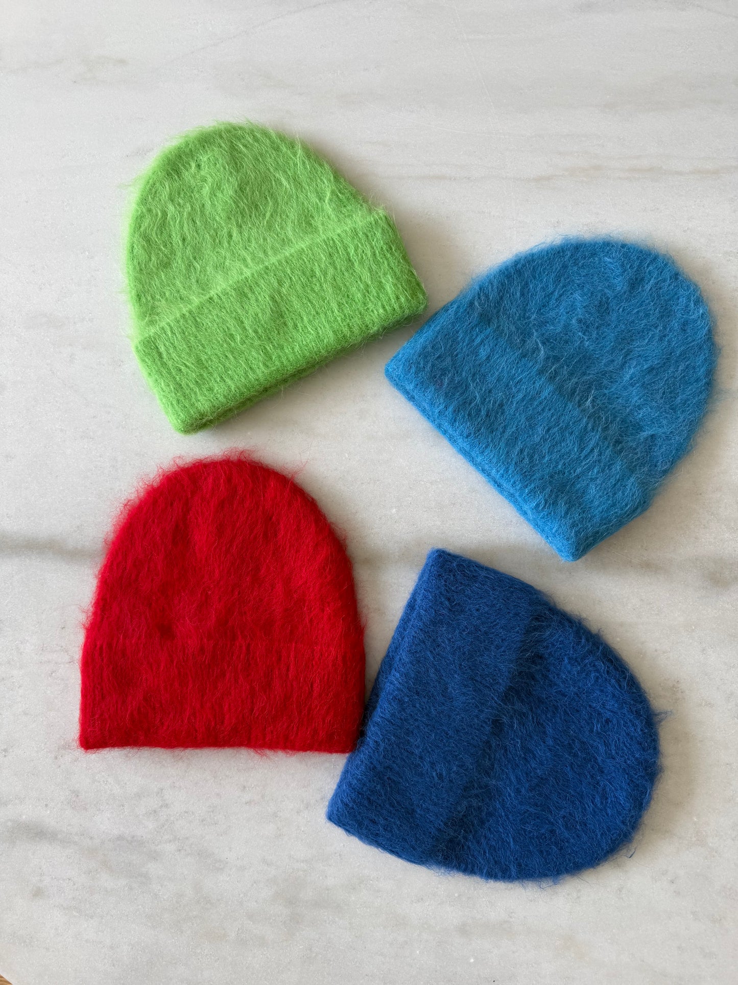 ALPACA FLUFFY BEANIE