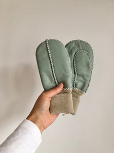 KIDS SHEARLING MITTENS