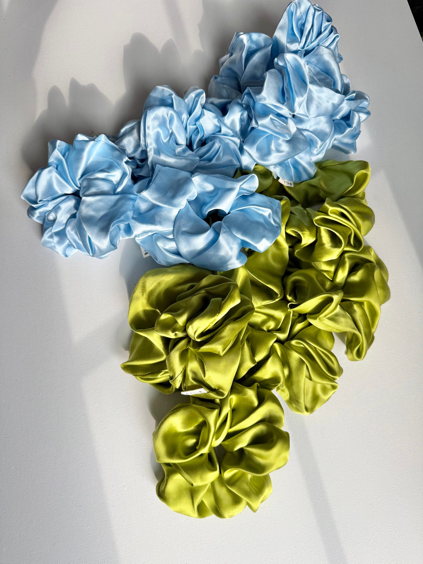 PURE SILK SCRUNCHIES