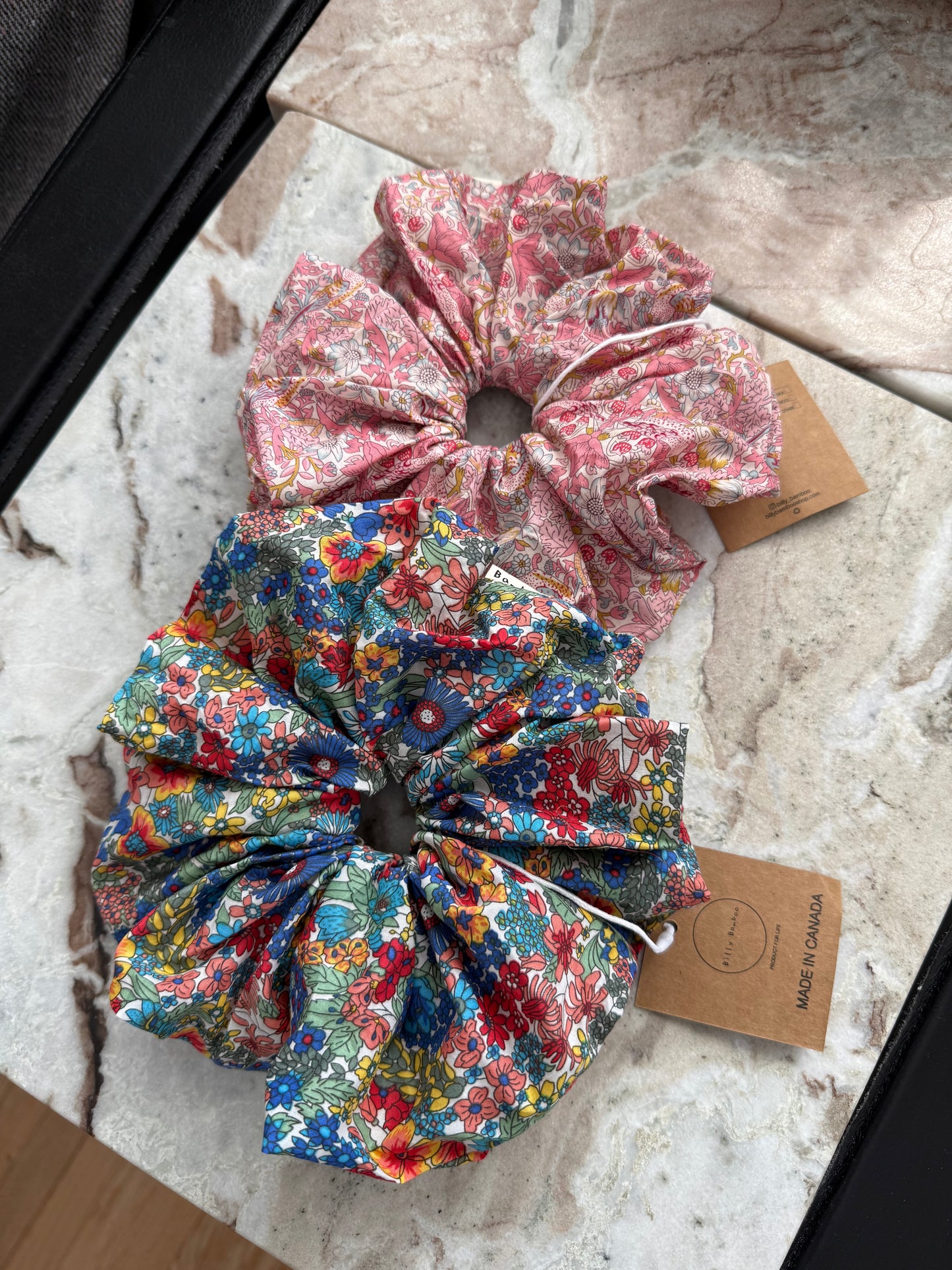 MEADOW BLOOM FLORAL SCRUNCHIE