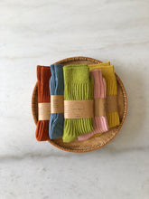 Load image into Gallery viewer, RIBBED COTTON HIGH SOCKS - pastel