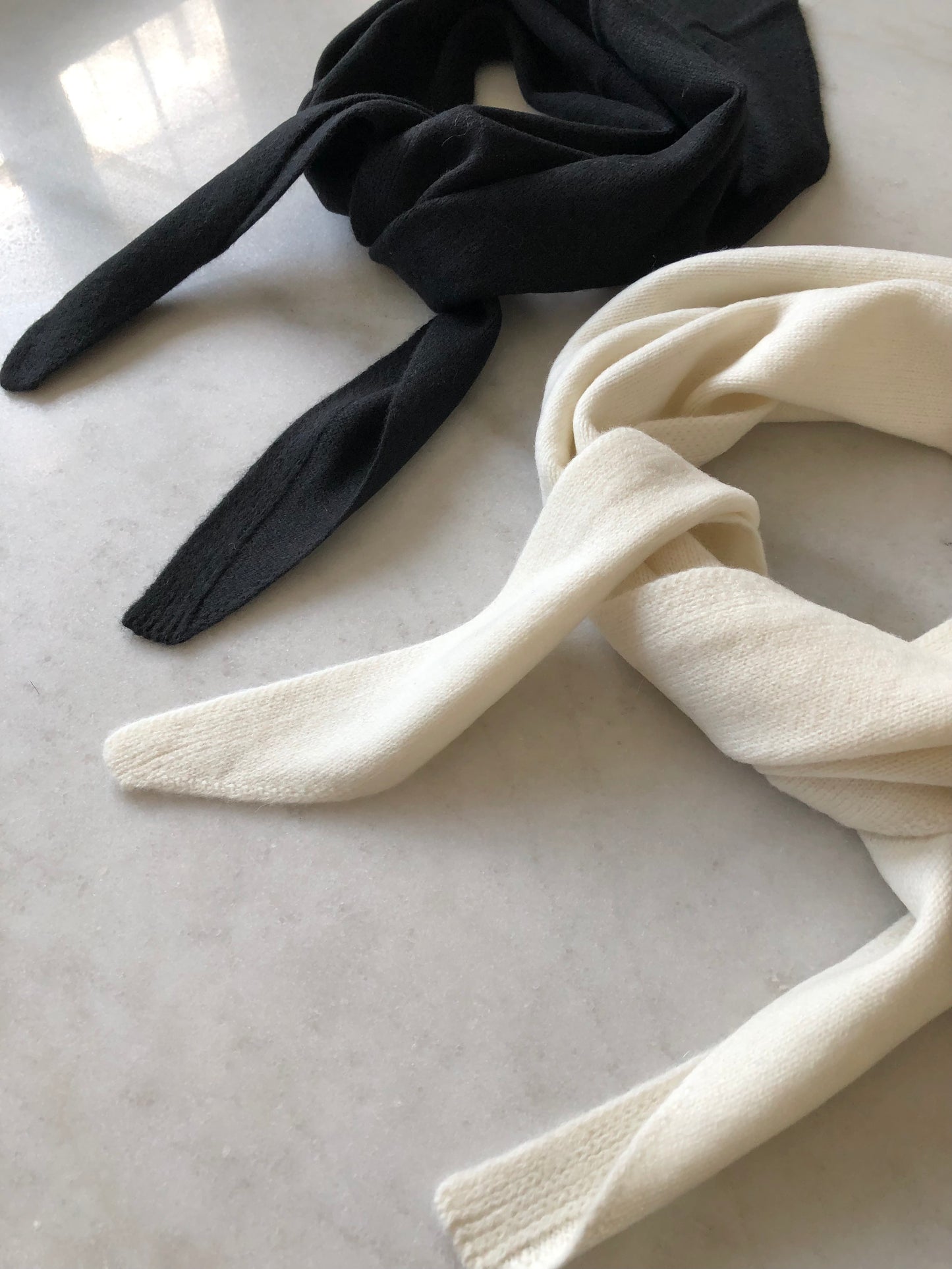 MERINO WOOL CRAVAT SCARF - End of September