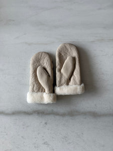PUFFY SHEARLING MITTENS
