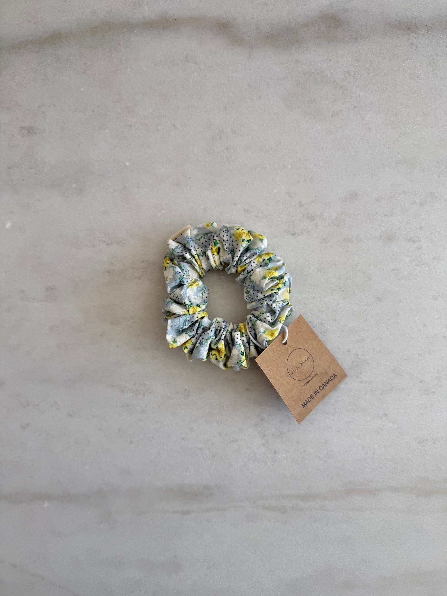 VICTORIA FLORAL SCRUNCHIE