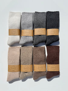 ICELAND WOOL HIGH SOCKS (Mid-October delivery)