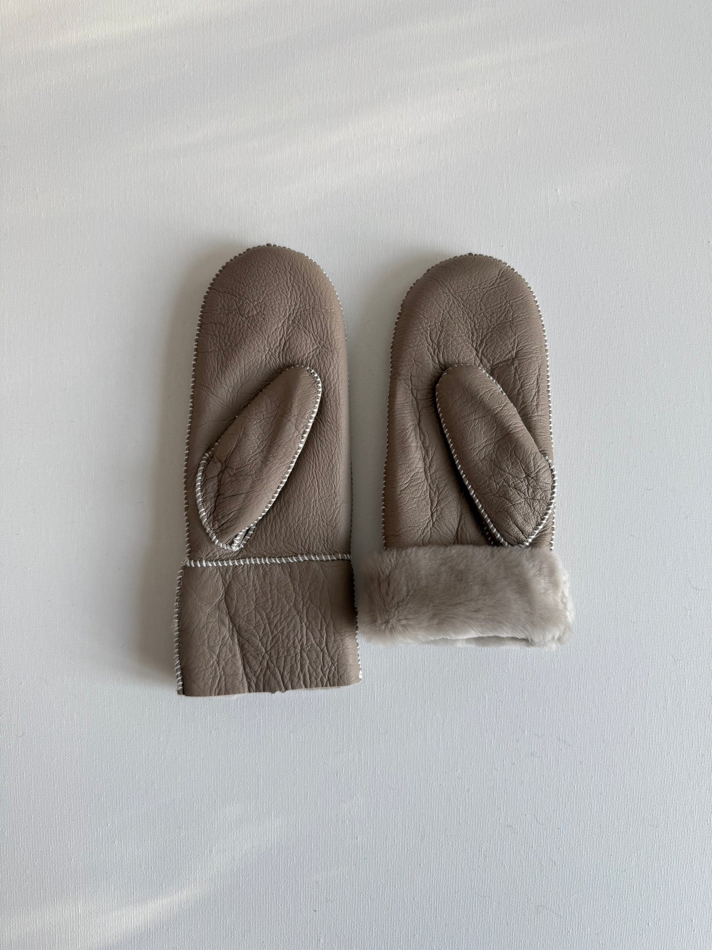SHEARLING MITTENS