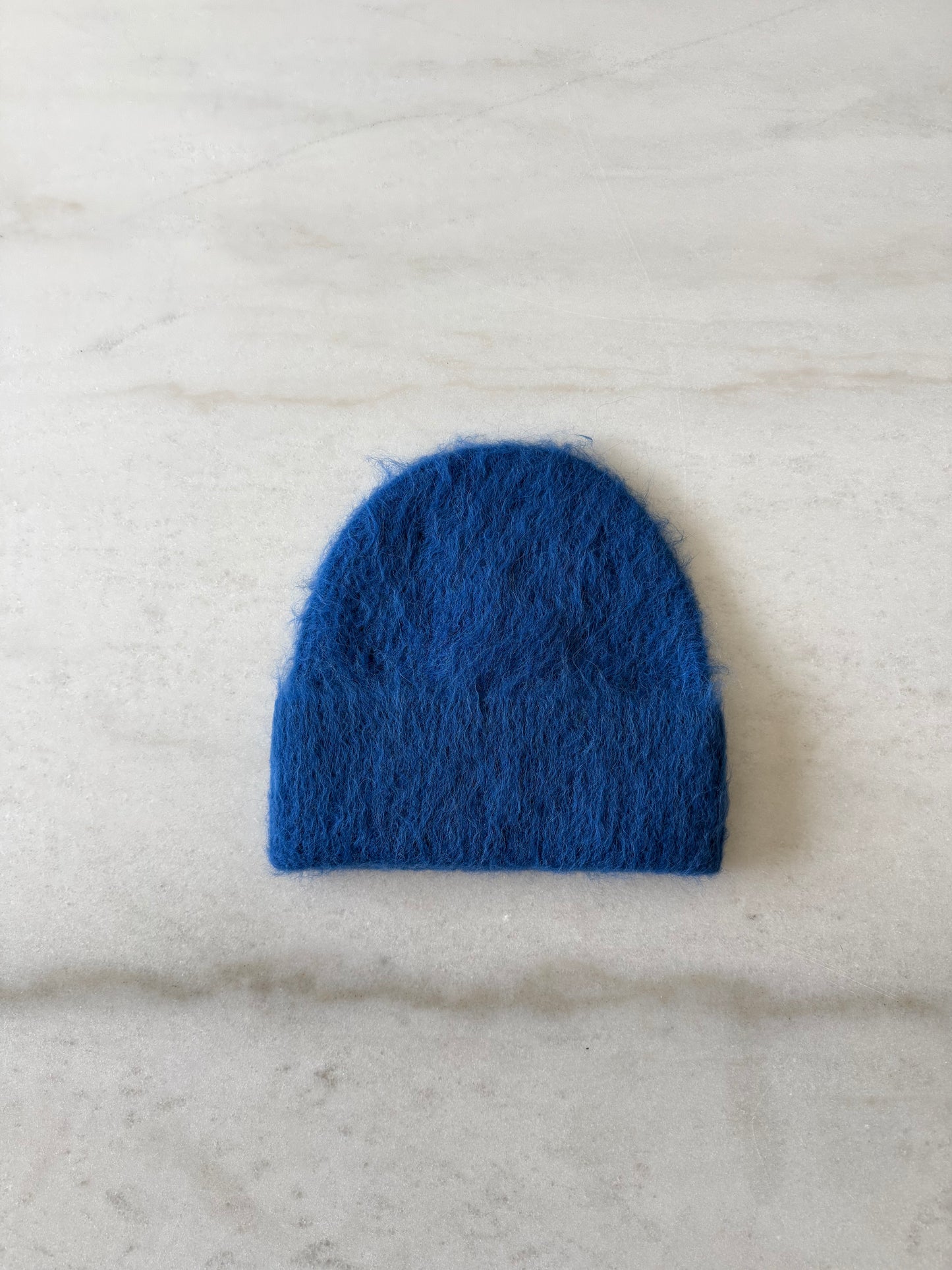 ALPACA FLUFFY BEANIE