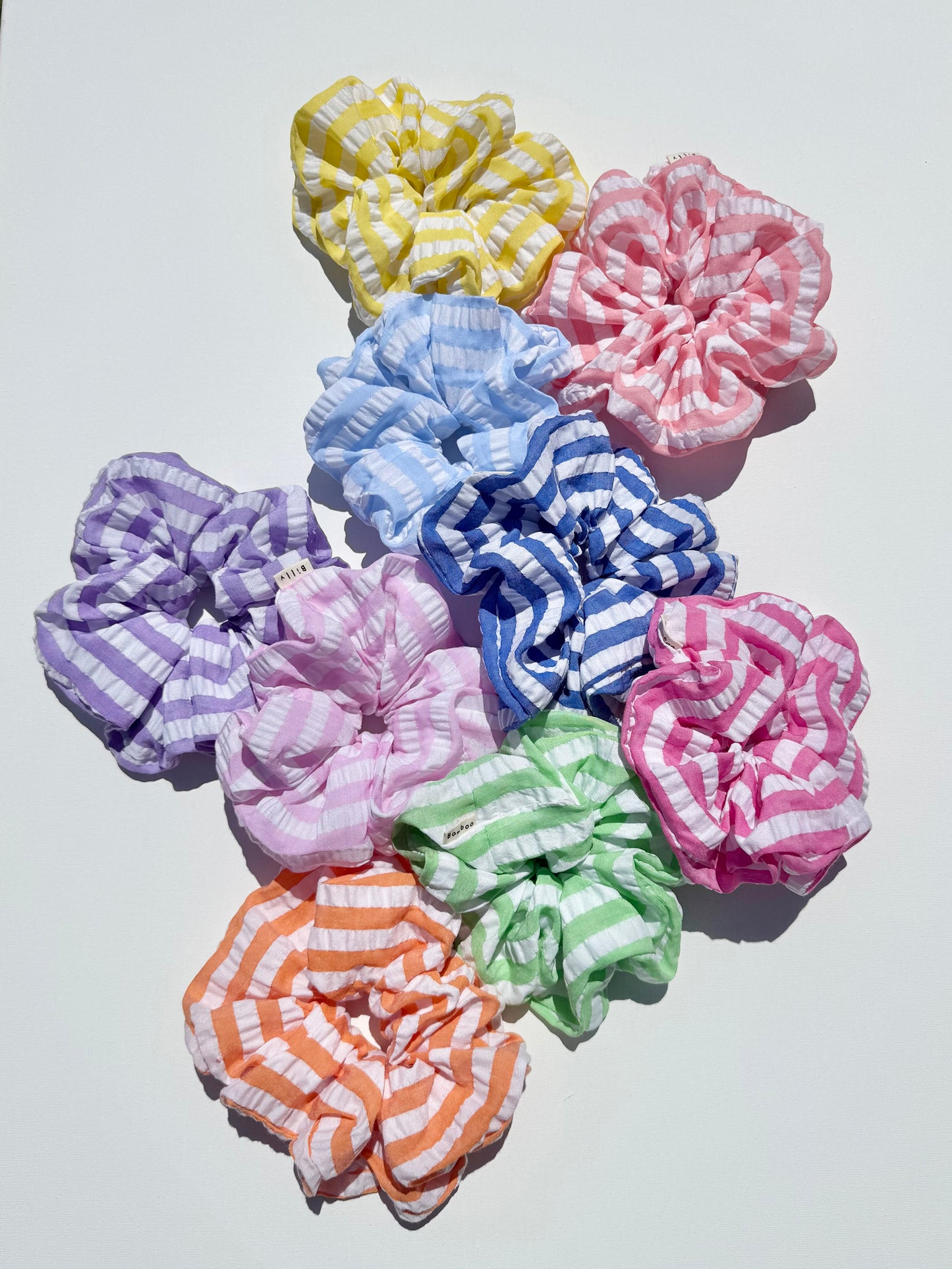 STRIPE SEERSUCKER SCRUNCHIES - bright