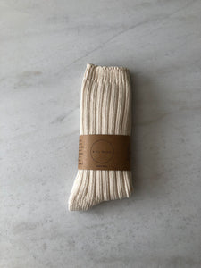 CHUNKY RIBBED HIGH SOCKS