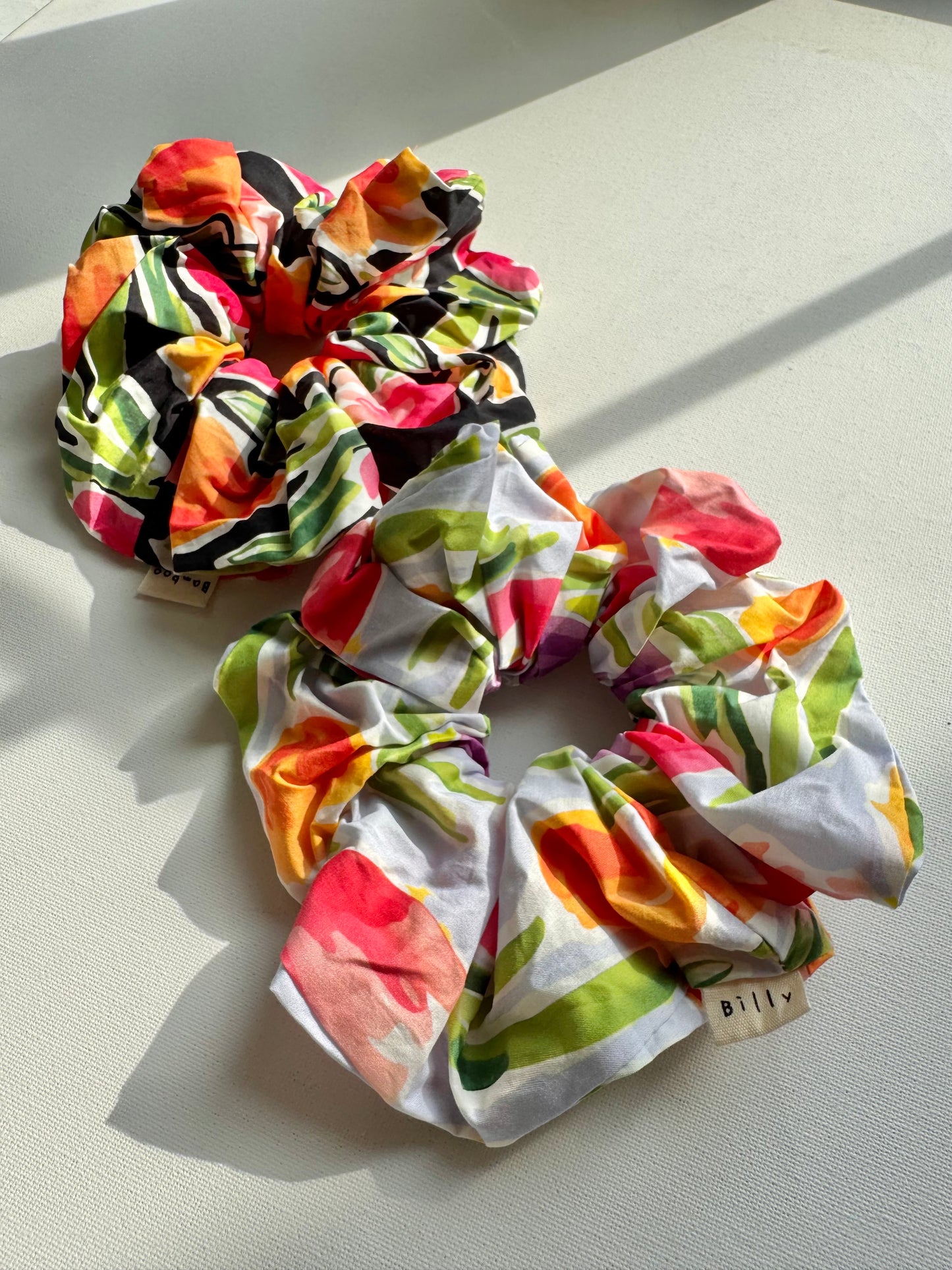 CHELSEA FLORAL SCRUNCHIES