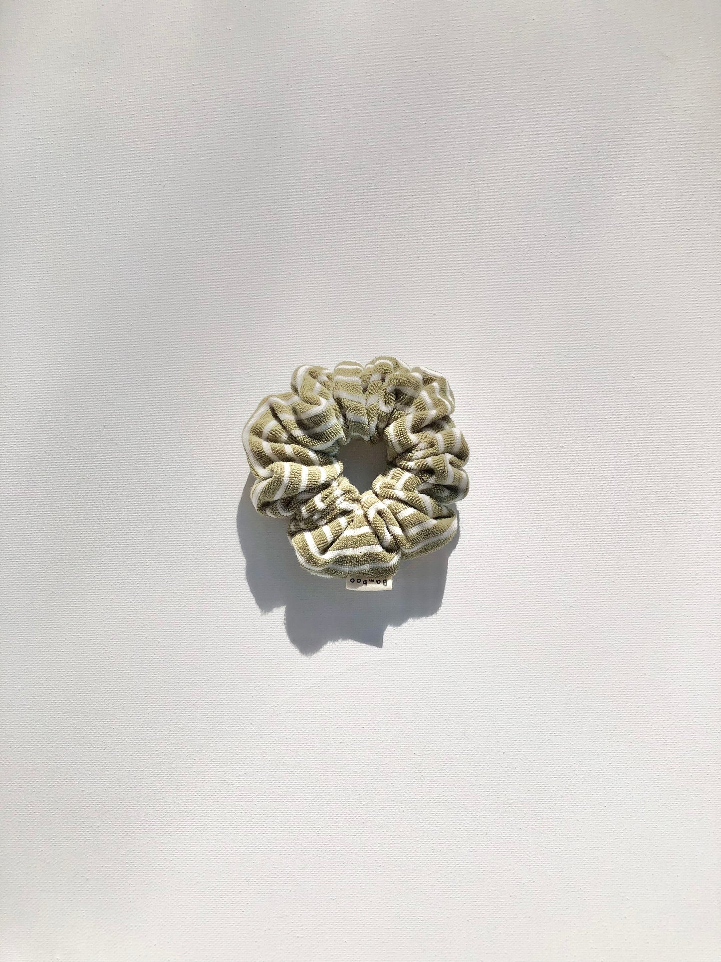 NOVA SCOTIA TOWELLING STRIPE SCRUNCHIES - neutral