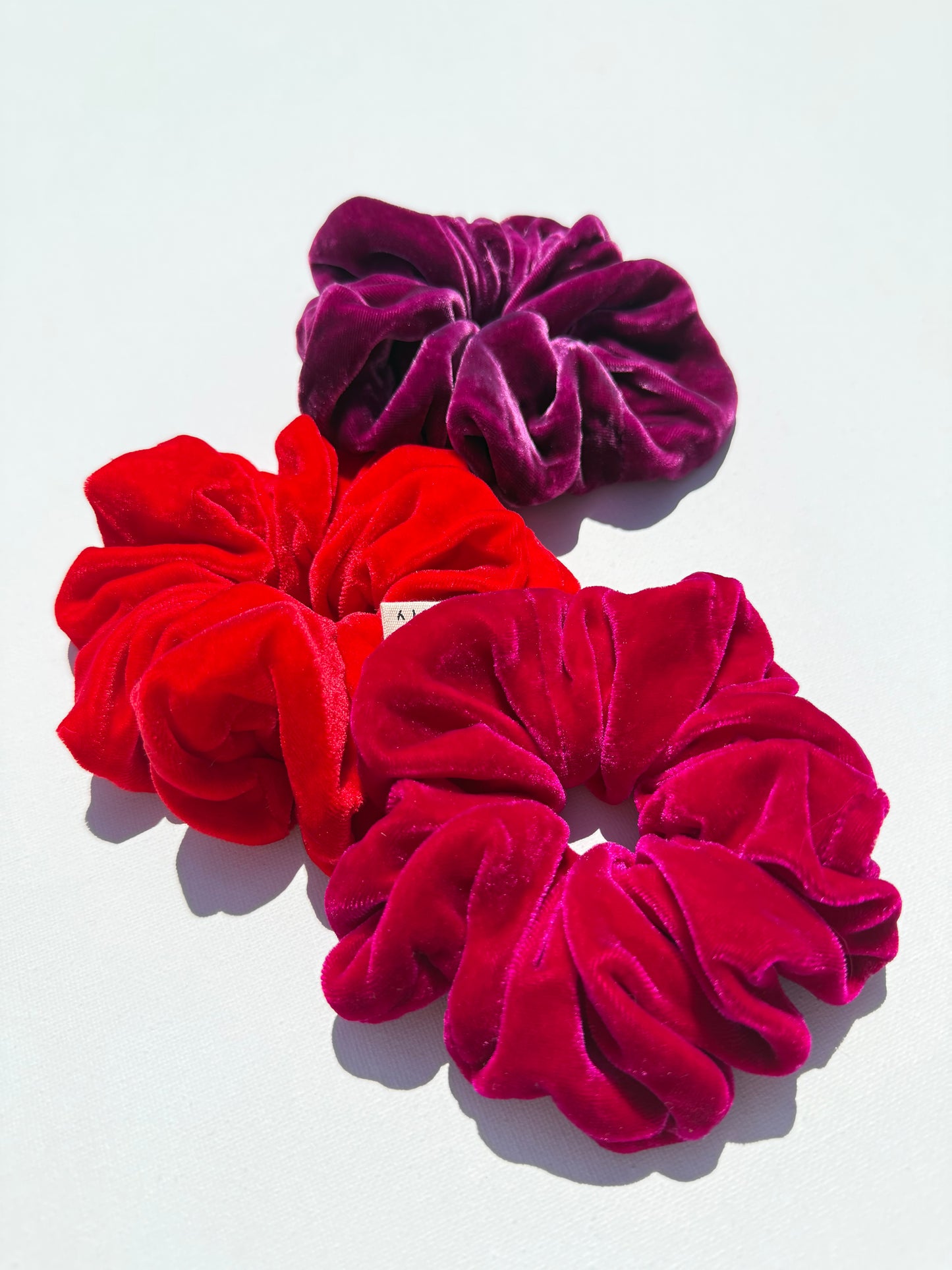 SILK VELVET SCRUNCHIES - crystal bright