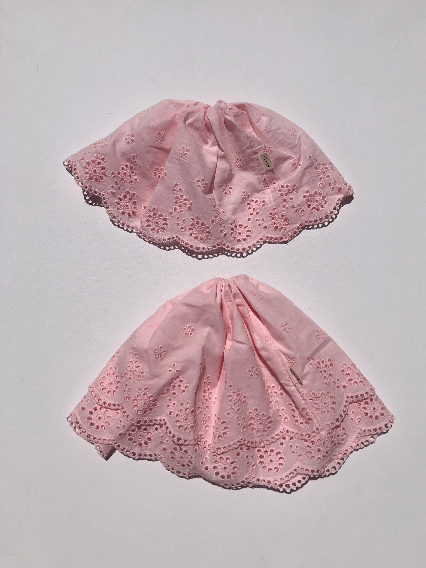 BELLA LACE SCRUNCHIES