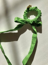 Load image into Gallery viewer, COTTON POPLIN MINI BOW SCRUNCHIES
