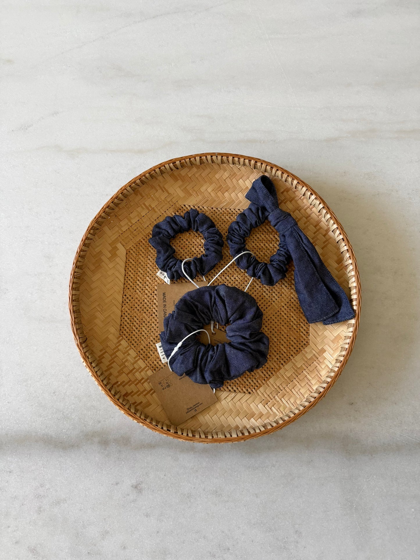 DENIM SCRUNCHIE