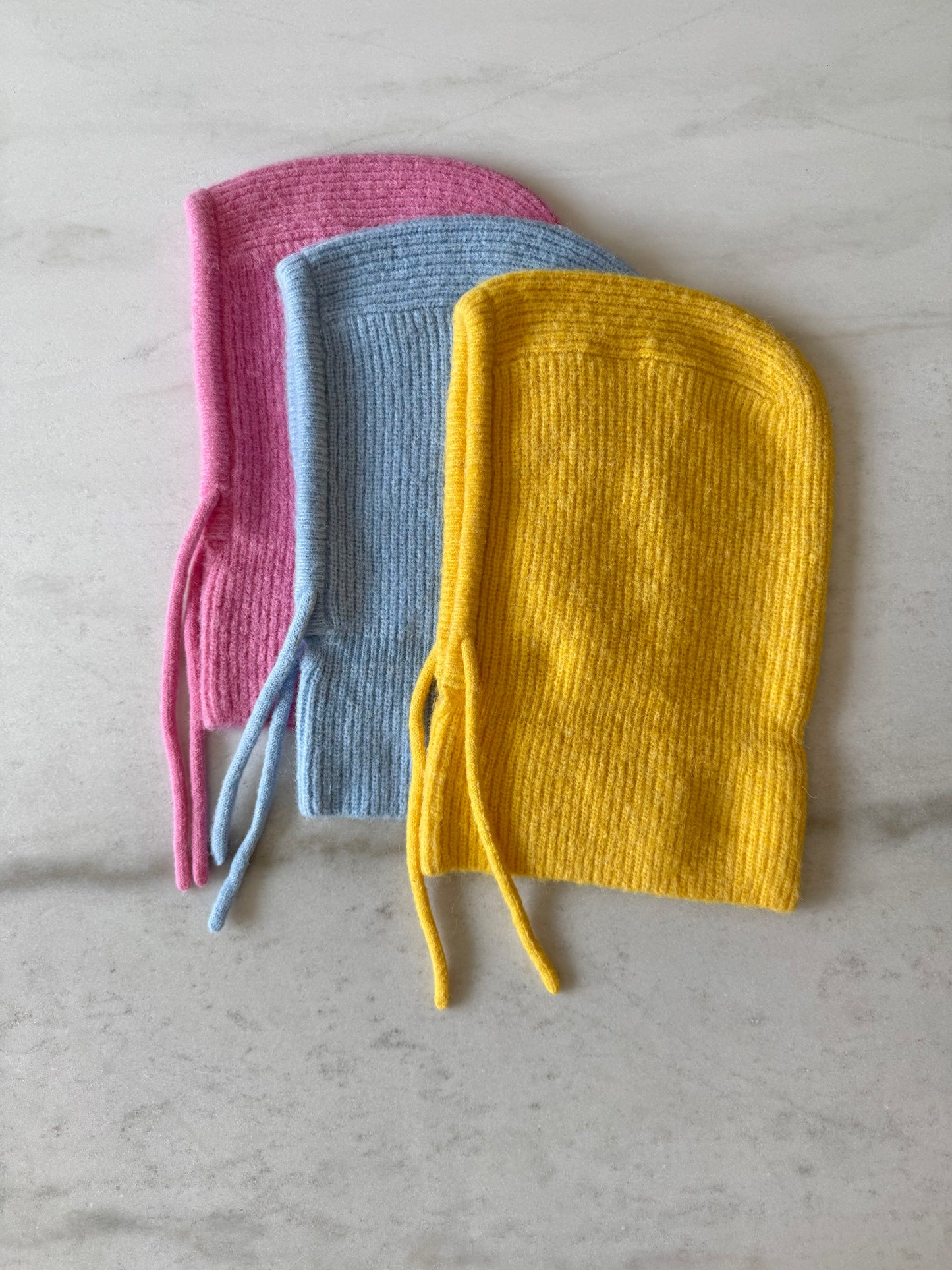 FUZZY ALPACA BALACLAVA - bright