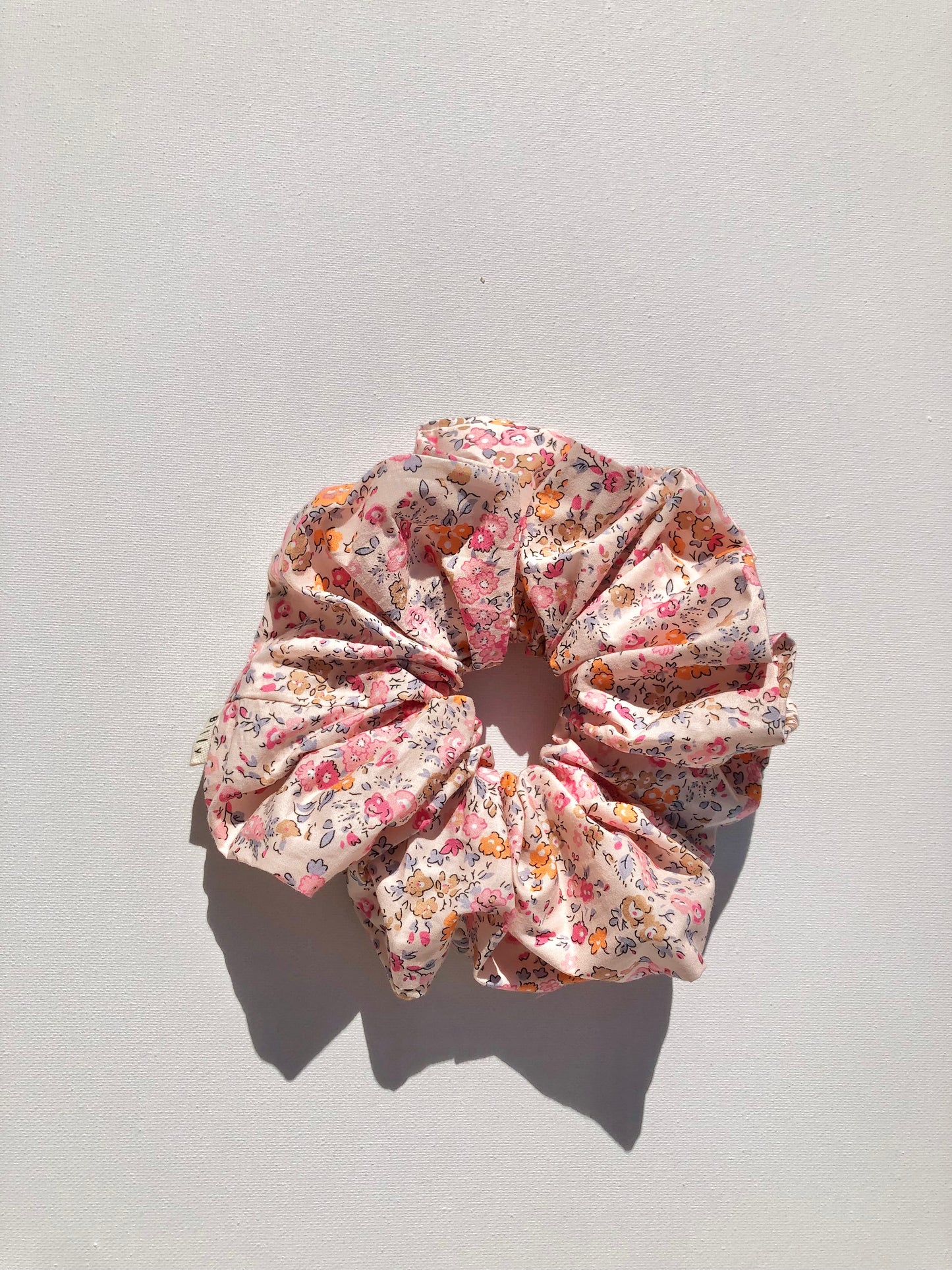 PRINCE EDWARD FLORAL SCRUNCHIES