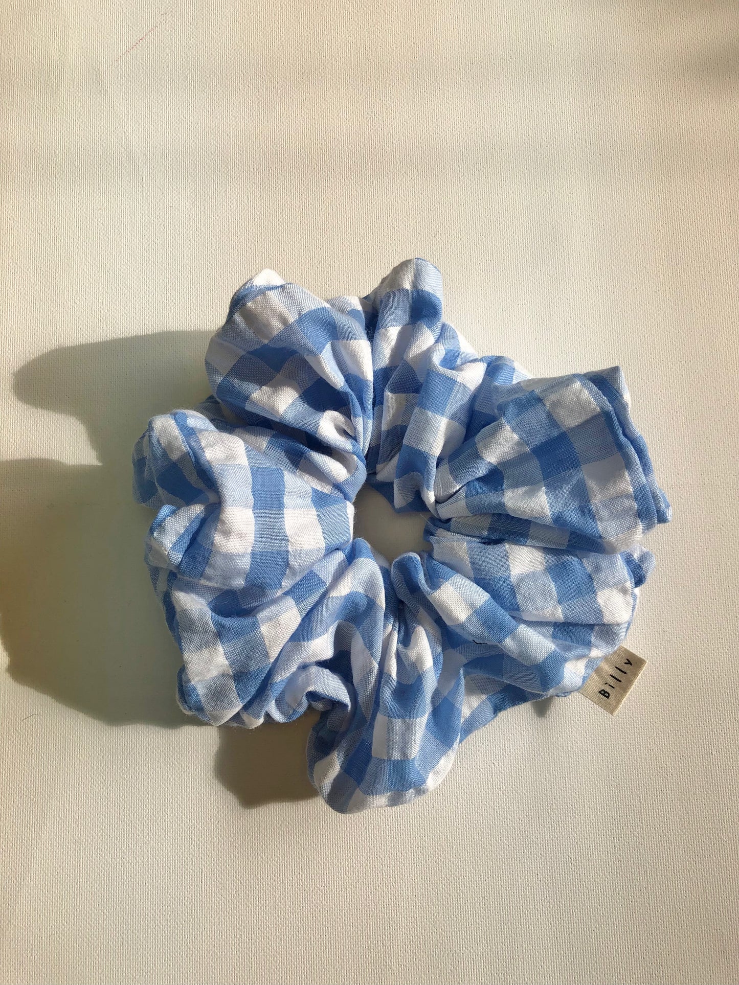 GINGHAM SEERSUCKER SCRUNCHIES - snow pastel