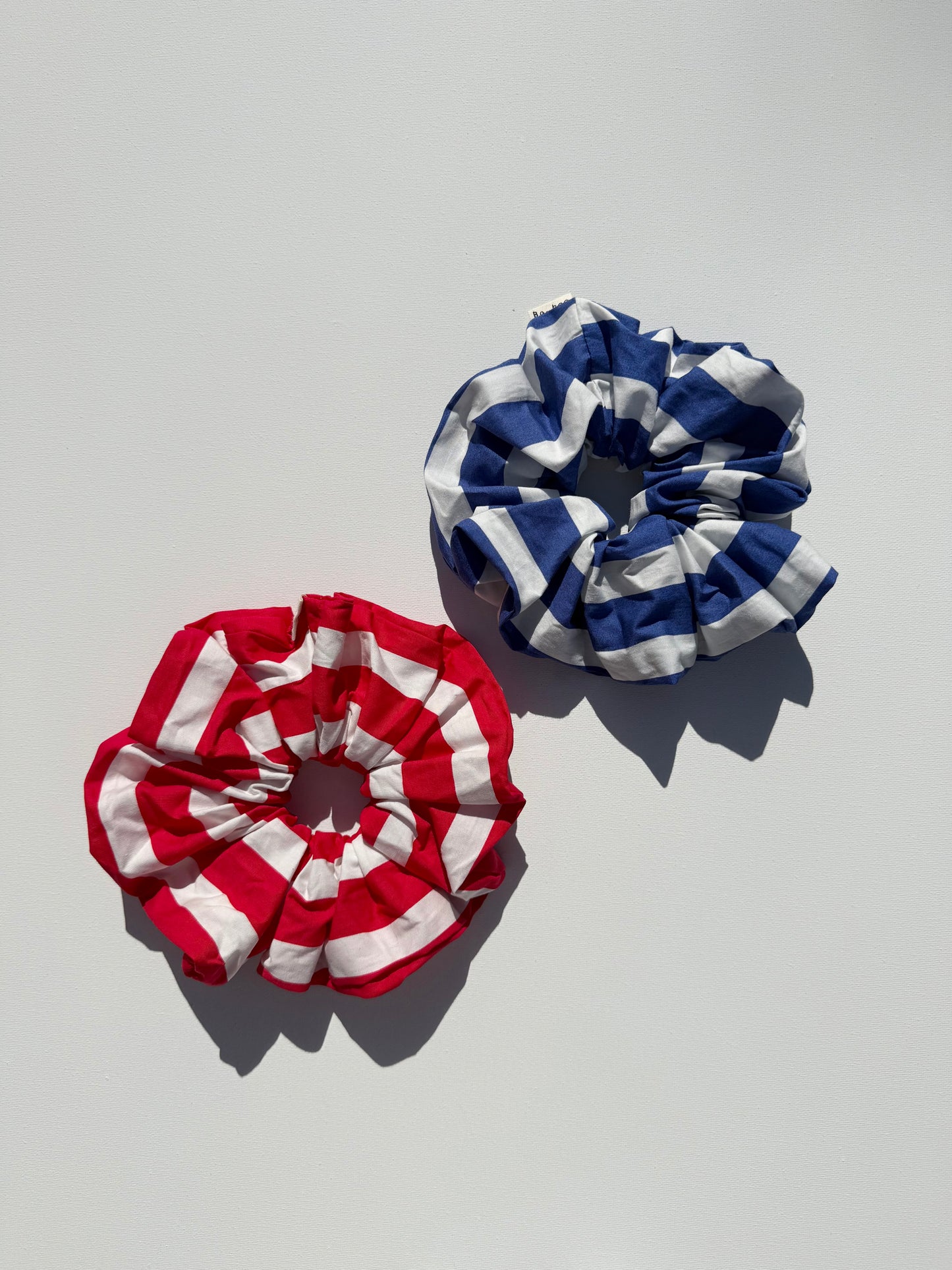 STRIPE OVERSIZED SCRUNCHIES