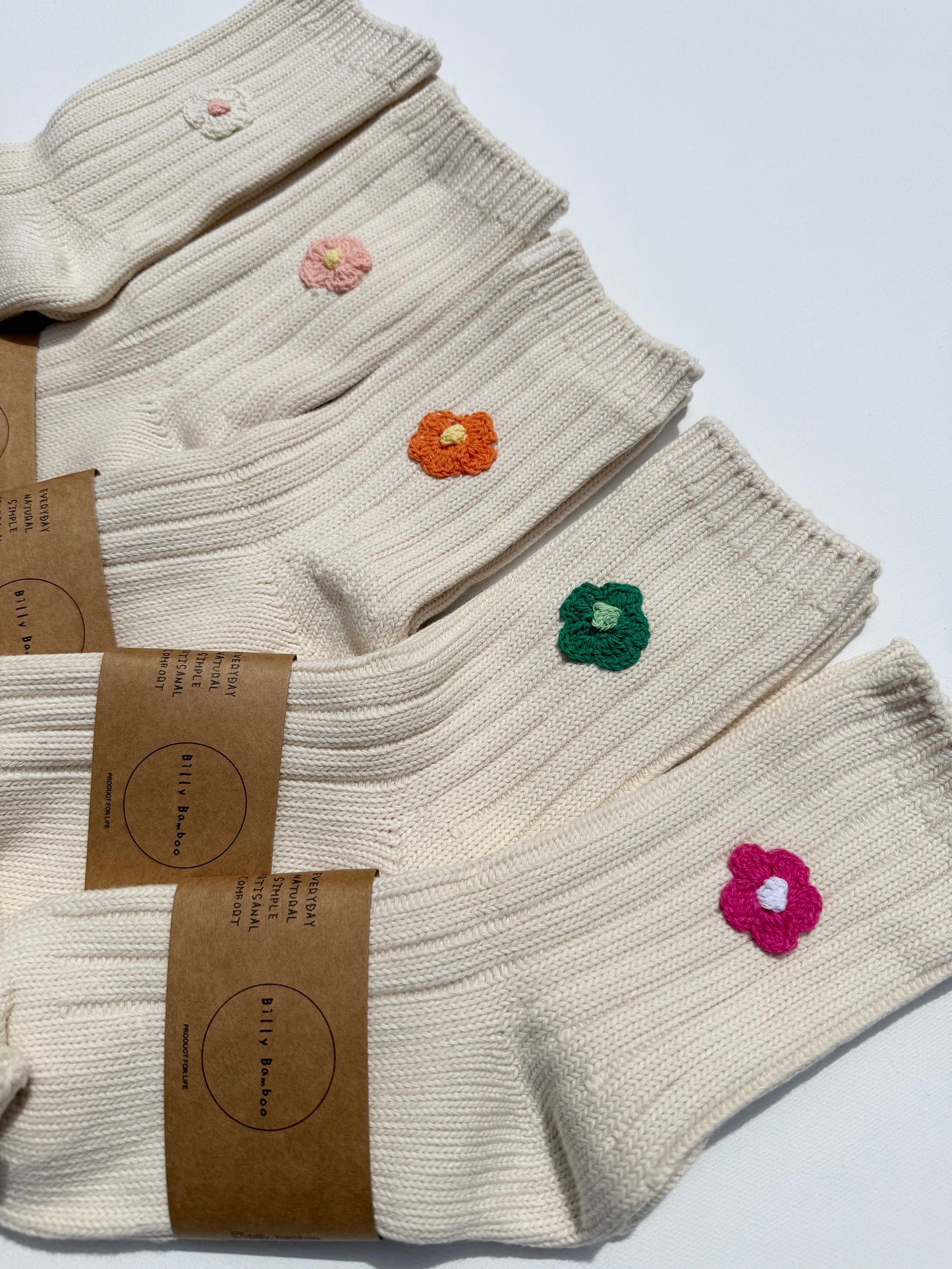 CROCHET HAPPY FLOWER SOCKS